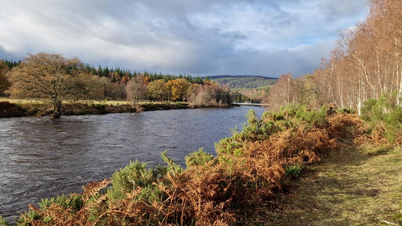 Cambus O' May Hotel Ballater Exterior foto