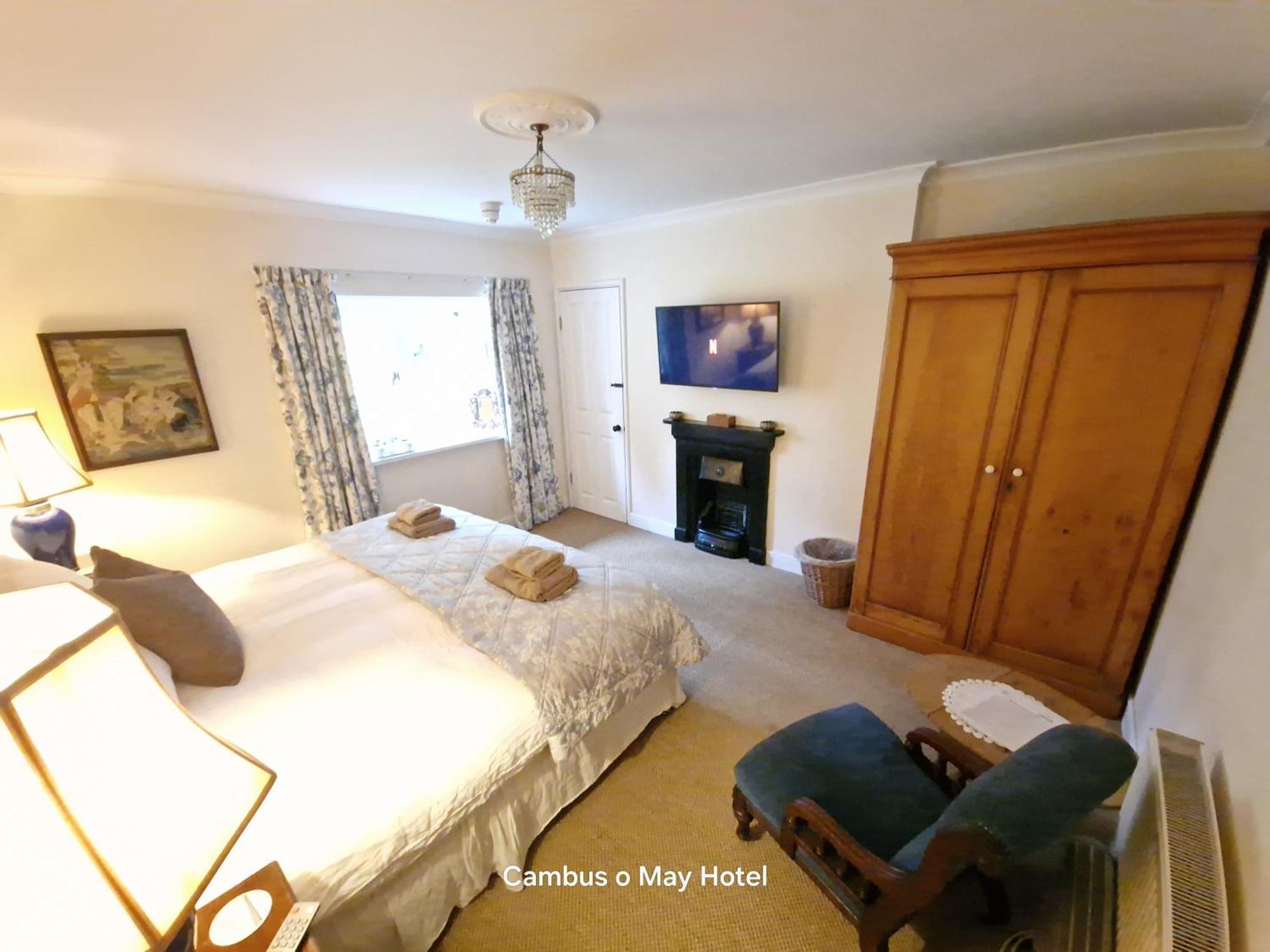 Cambus O' May Hotel Ballater Exterior foto