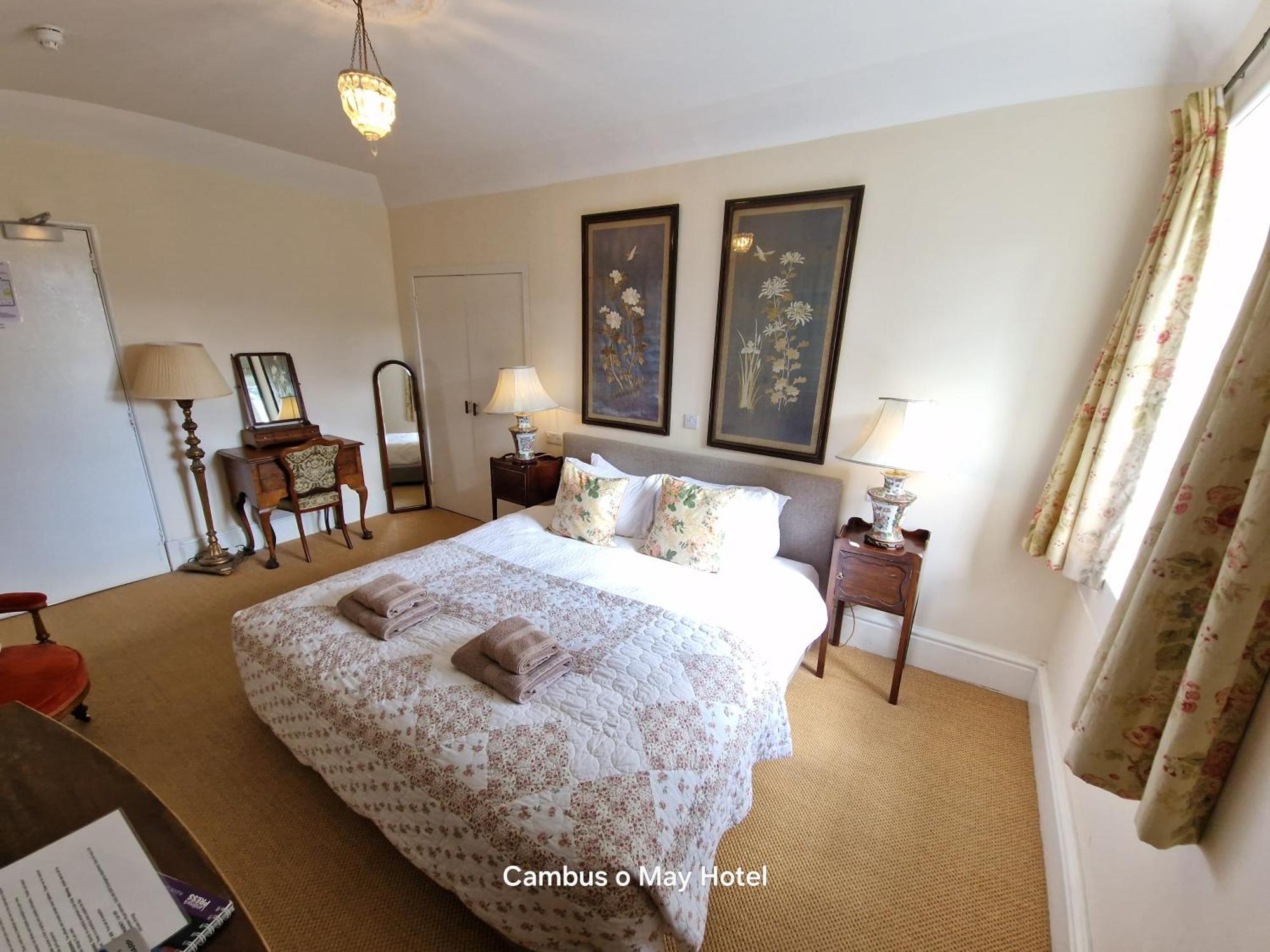 Cambus O' May Hotel Ballater Exterior foto