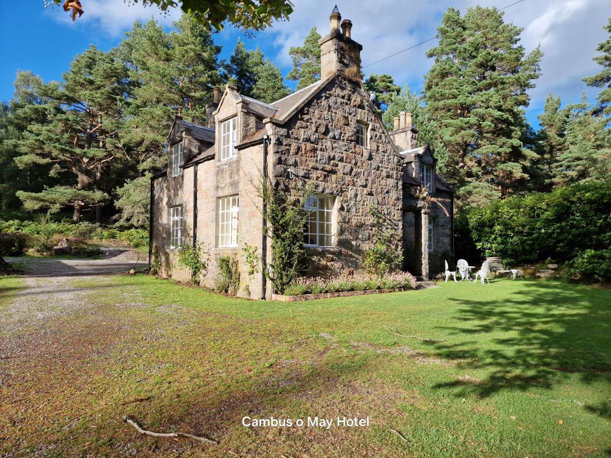 Cambus O' May Hotel Ballater Exterior foto